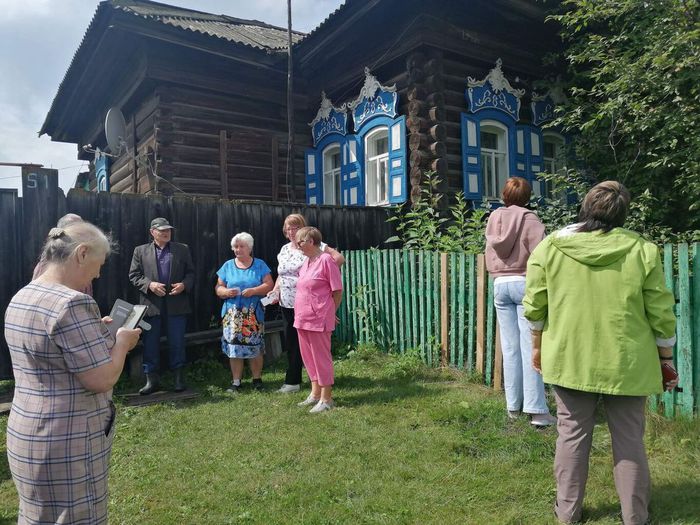 Добротный казацкий дом и сегодня выглядит крепким и величественным.